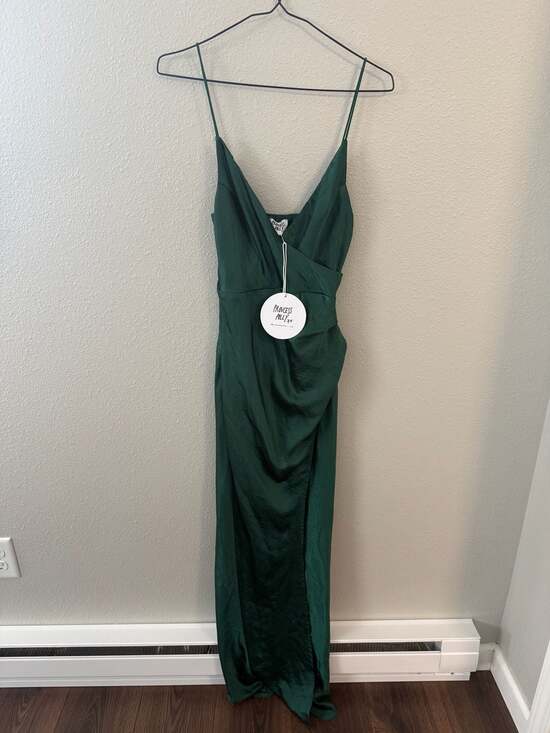 Princess Polly Dresses & Skirts - Princess Polly Emerald Green Satin Midi Dress Size US 2